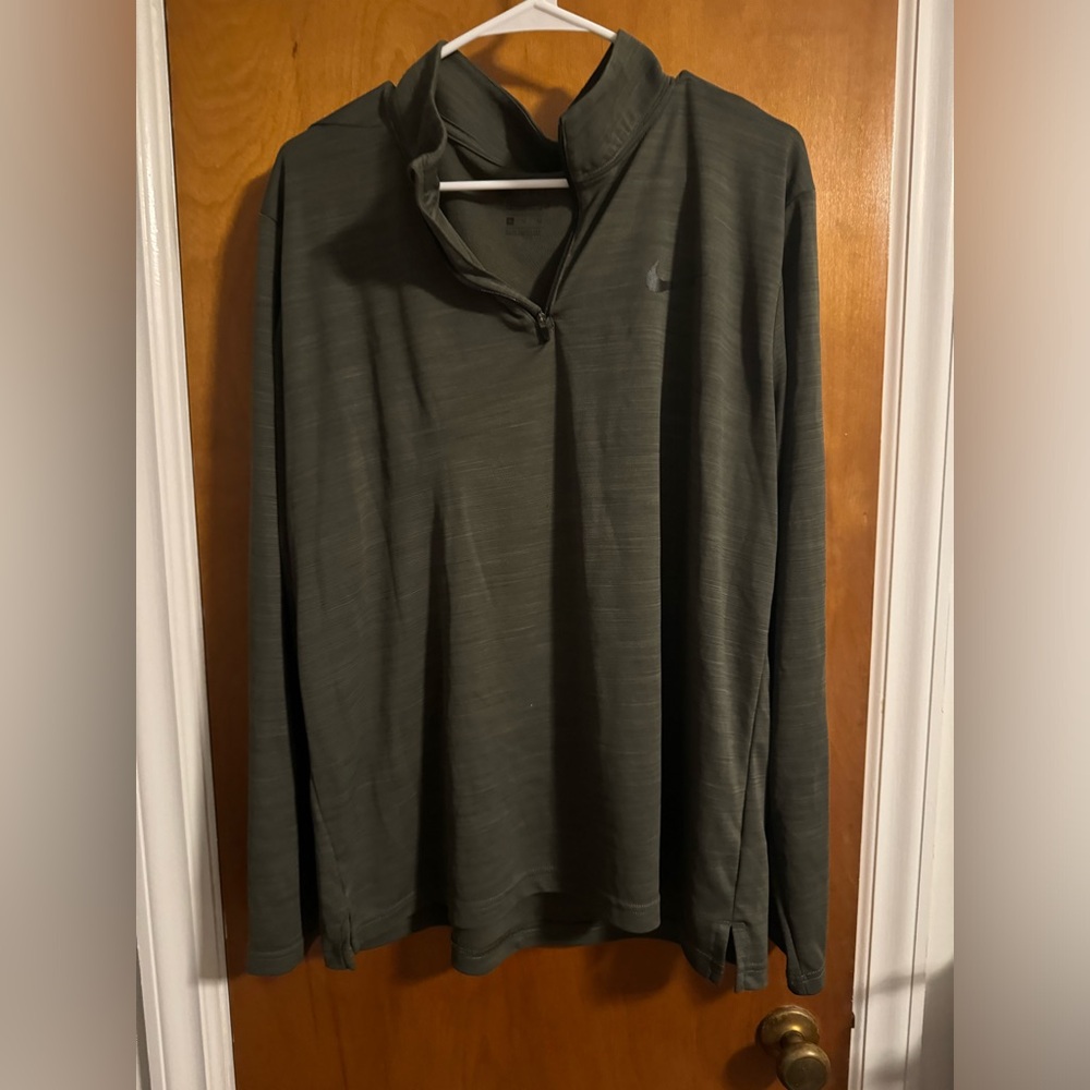 Nike quarter zip dri fit